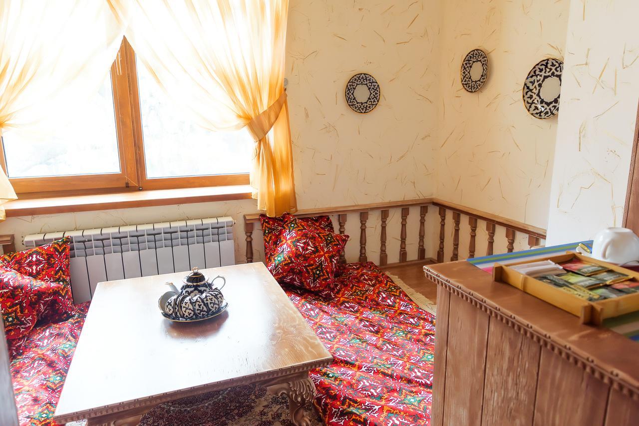 Orbita Boutique Hotel Simkent Buitenkant foto